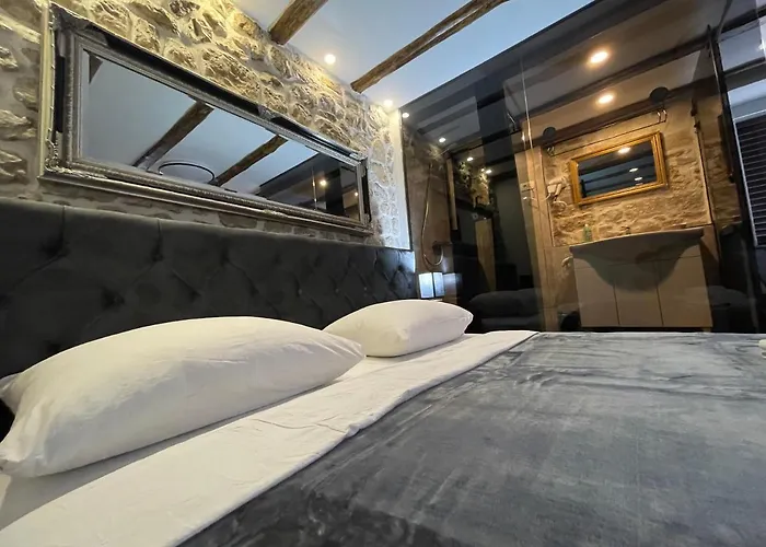 Tequila Apartments (Adults Only)